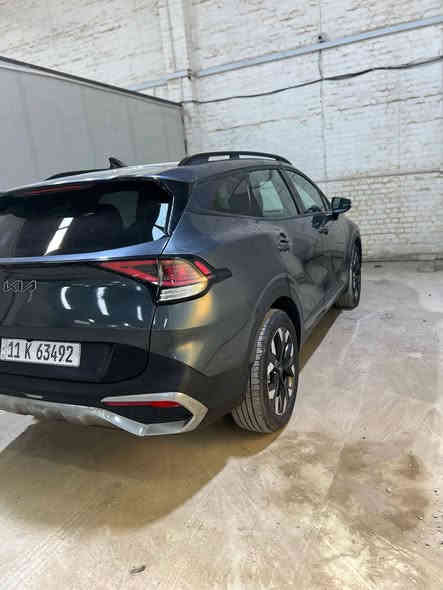 سبورتج 2023 x لاين فول مواصفات بغداد 
حادثه بسيط جاملغ خلفي وشويه باب خلفي و بيهه باب وره سائق تبديل سياره جديدة وسعر مناسب 
صور الحادث ويه المنشور بدون يرباك ماشيه 20 الف فقط 
السعر 179$ والعافية على ياخذهه سعر النترا 
للاستفسار  ***********     
                  ‏‪***********‬‏      
مكان السياره الكراده

المواصفات 
*بانوراما 
*تشغيل عن بعد
*بصمة أبواب
*صندوق كهرباء
*مقاعد جلد(بقلاوة )كهربائي مع تدفئه
*شاشتان رقميتان(شاشه كبيرة تدعم Apple CarPlay)
*رادارات360درجة(امامية،خلفية،جانبية)
*قيادة ذاتية وتوفف ذاتي
*اوتو هولد واوتوا ستوب
*كاميرا دوارة وكاميرا فيو
*نظام نزول المنحدرات
*سايد بريك بصمه
*مانع انزلاق
*اضاءةLED(عالي،ناصي،زنون،نهاري)
*شاحن لاسلكي
*حساس خلفية 
*تبريد قطعتين بغداد
