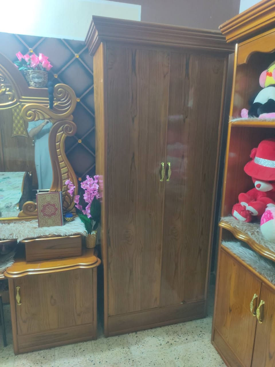 السلام عليكم عندي غرفه للبيع بسعر مليون نظيفه النظافه 90 % الموقع كبيس وبيها مجال  بسيط جدا


**إذا كنت صاحب هذا الإعلان وتريد حذفه لأي سبب، رجاءا أرسل رسالة إلى الدعم الفني**
