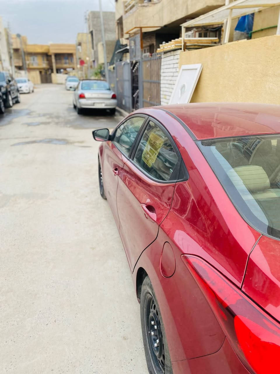 السلام عليكم النتراء 2015وراد امريكي حادثها جاملغ وباب الايمن مكينه خير من الله بيها رصعه ب تكمه الاماميه 
سعرها ب ١١٧وبيها مجال مكاني بغداد حي الجهاد 
***********
