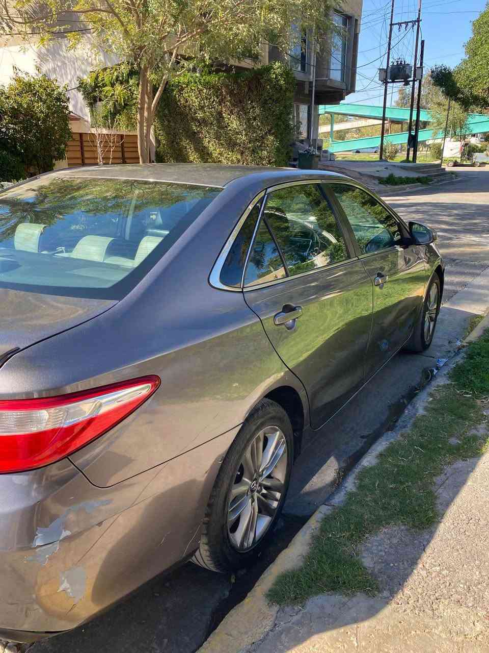 كامري موديل ٢٠١٧ فول مواصفات السيارة حادثها جاملغ فقط خلفي وصار بيهة طخة بلباب ونفس الجاملغ الخلفي بعدة ما مصلحة على وضعيتة بسمي بغداد مكاني بغداد السعر ١٤٥ وبيها مجال *********** بغداد, العراق
