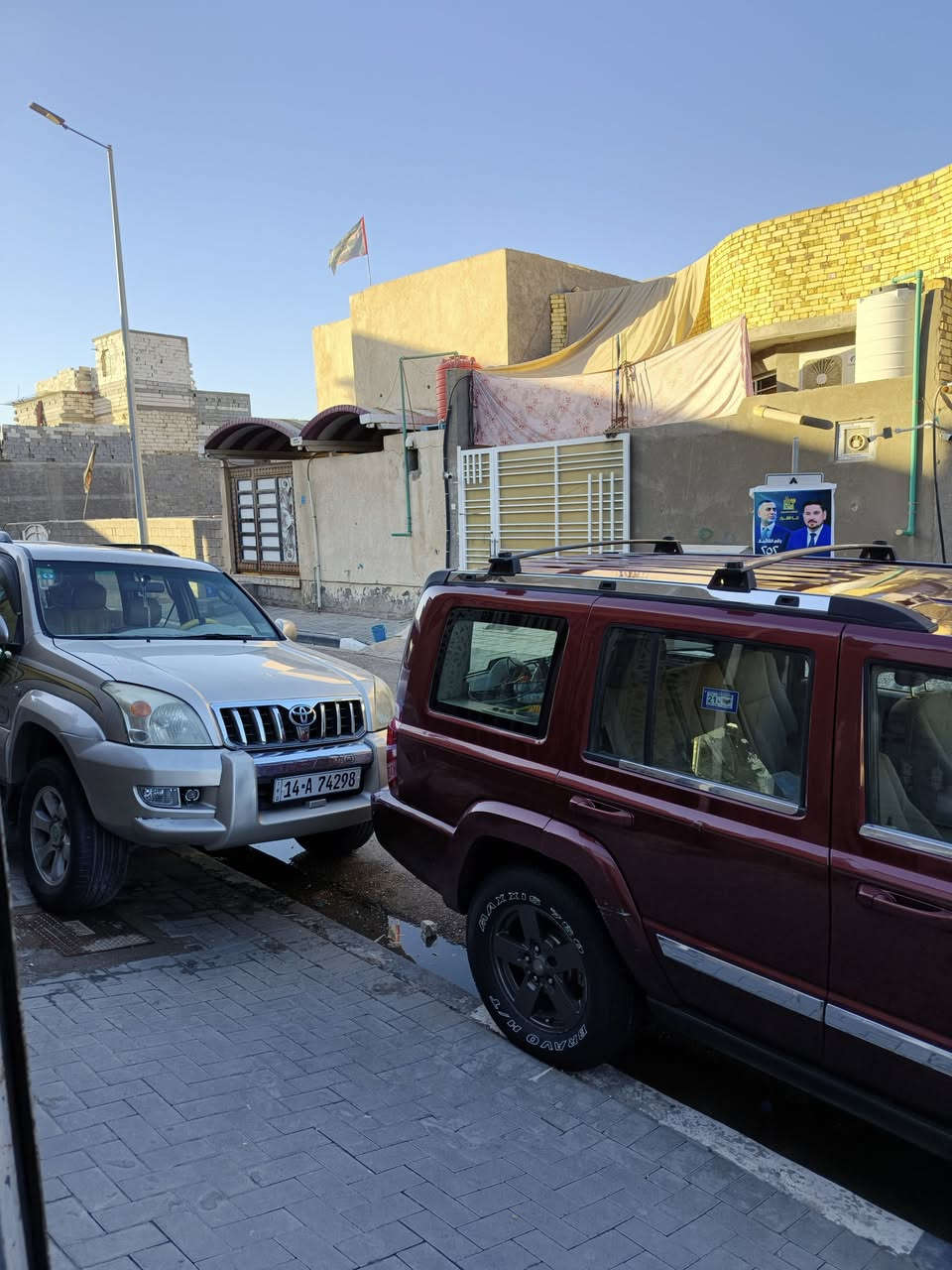 جيب كوماندر 2007 محرك V6 بأسمي تحويل ثاني يوم 
محرك وكير بالكارتون توني شادهن توويل حداده كهربائيات لوك 
7 راكب تبريد 3 قطع دواخلها نظيفه كلش مري شفط تحكم ستيرن جهتين حادثها مدكر الامامي الأيمن و البنيد مكاني البصرة سعرها 110 رقم تلفون ***********
