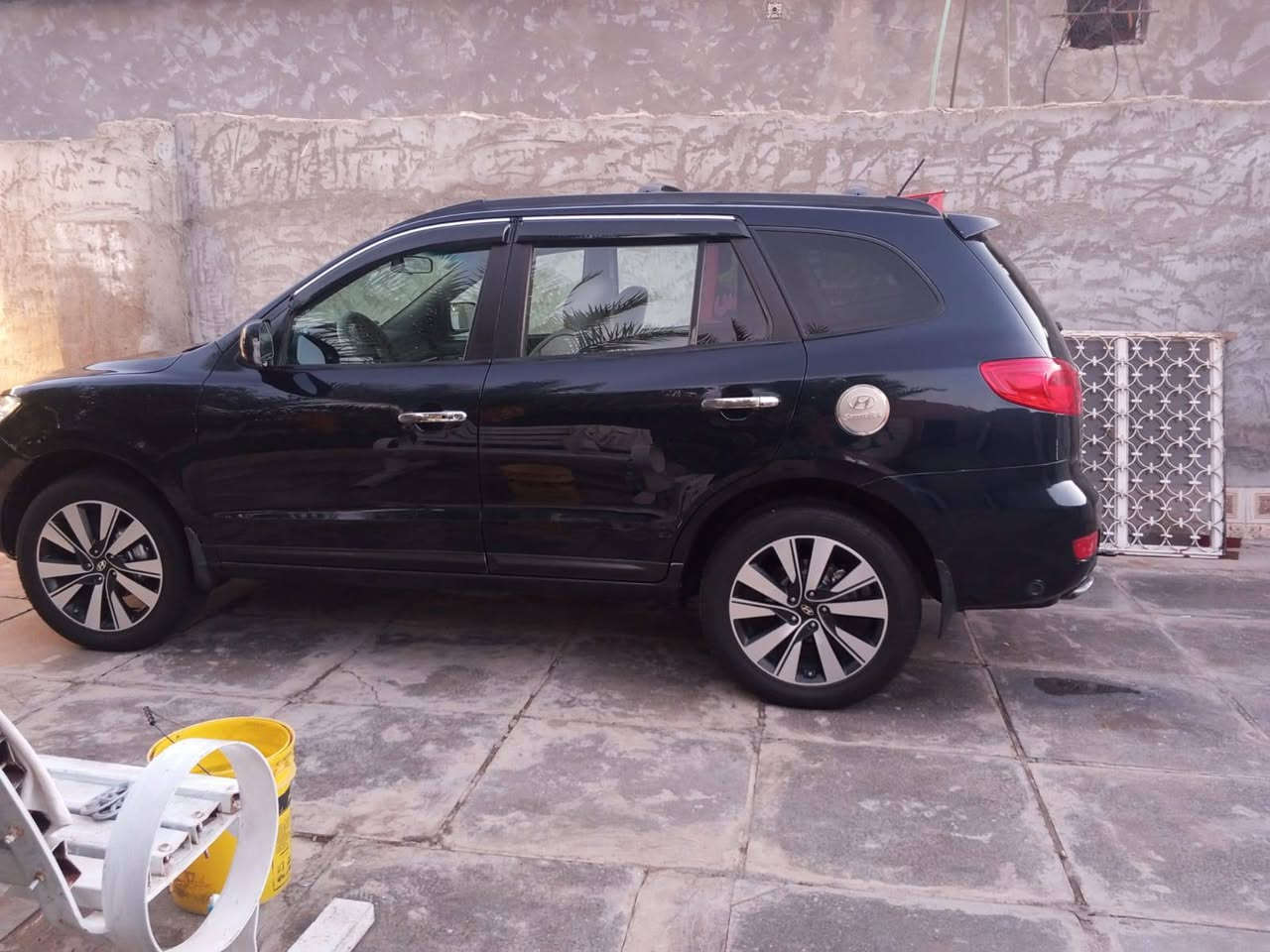 سنتافي أمريكي موديل2007مكينه 2700تبريد منظومة غاز⛽ تخم تاير ترهم مراوس حسب القناعه إخوان مكلف بل نشر هاذا رقم صاحب السياره ***********مكان السياره واسط الحرار
