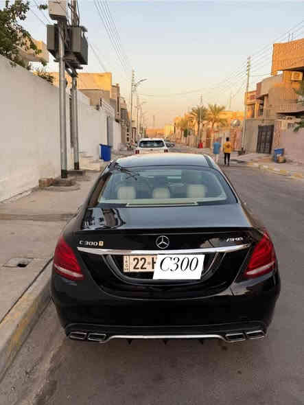 بيع مستعجل نقد بدون مرواس 

مارسيدس c300 

2017 

4 سلندر تيربو 

ماشيه 200 الف كيلو تقريبا 

وارد امريكي 

صور سونار موجوده 

محرك جديد اني مخلي 

على ايدي مماشي تقريبا 

40 كيلو زيروا كصه وارد ياباني

سعر  173 وبالعافيه على يشتري

