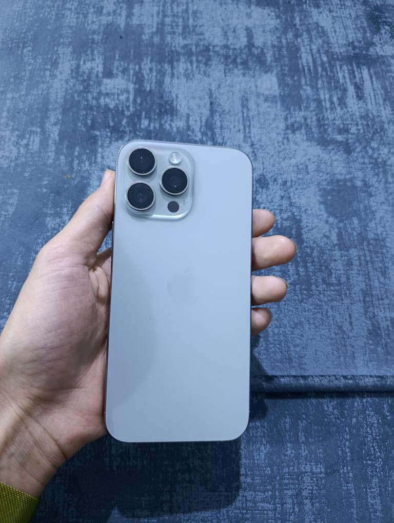 السلام عليكم 16 pro max نسخه الشريحة الالكترونية Esim للبيع النظافه 100‎%‎  بطاريه 96 ‎%‎مكفول من كلشي 
السعر مليون و150
المكان الحله


**إذا كنت صاحب هذا الإعلان وتريد حذفه لأي سبب، رجاءا أرسل رسالة إلى الدعم الفني**