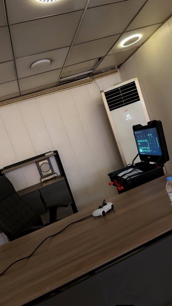 Gaming on the go boxes monitor 
وضوح عالمي وصوت مخيف و اداء رهيب من افضل القطع الي جربتها بحياتي وبشرط تجي كدامي تجربها وتشوف الاداء الي تنطيكياه 
محموله وين ماتروح بس تشوف نقطه اربط والعب 
السعر 350 الف فقط 
وشرط تجي تشوف نضافه الجهاز و البوكس يلا تاخذه
موجود فيس و موجود واتس 
 ***********
