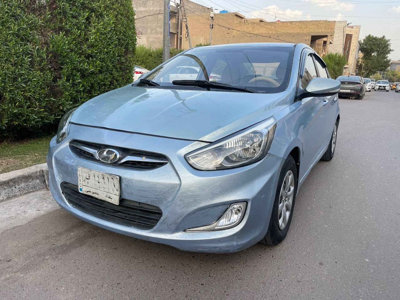 ***********  جديده  ونظيفه
اكسنت ٢٠١٢خليجي 
محرك ١٦٠٠ دوش جديد لبارحه شديته مال حاويه بالجيس
 سيارة نظيفة وجاهزه 
بيها ٣ قطع صبغ 
بدون دواخل 
غرفتها جديده  كلش 
كير محرك  جديد
شاشه  كامره 
اشاير بالمري 
تحكمات ستيرن 
تخم تاير  وباتري جدد
صدر امامي  خلفي جديد 
ترايها كلش ناعم ونشطه  سياره  خير من الله 
تبريد  ثلج 
بجم  زنون 
مكاني بغداد الاعظمية 
بغداد  شرط التحويل 
السعر ٨٦ ورقة اتصال فقط  نكلف بلنشر 
 ***********
