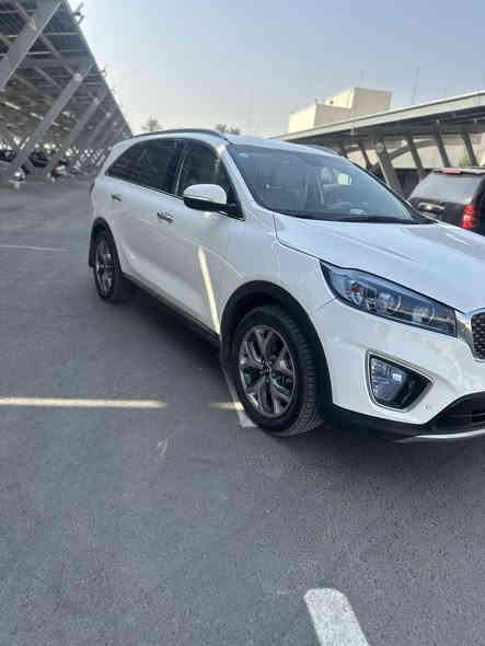 السلام عليكم سورنتو ٢٠١٦ خليجي ٦سلندر ماشيه ١٢٠  مكفوله كفاله عامه رقم بغداد كشنات كهربائي بردات خلفي بصمة تشغيل وبصمة أبواب كير مكينه ما مفتوح مري شفط تخم تاير ٧راكب بعد بيها مواصفات سعر ٢١٨ قفل ***********
