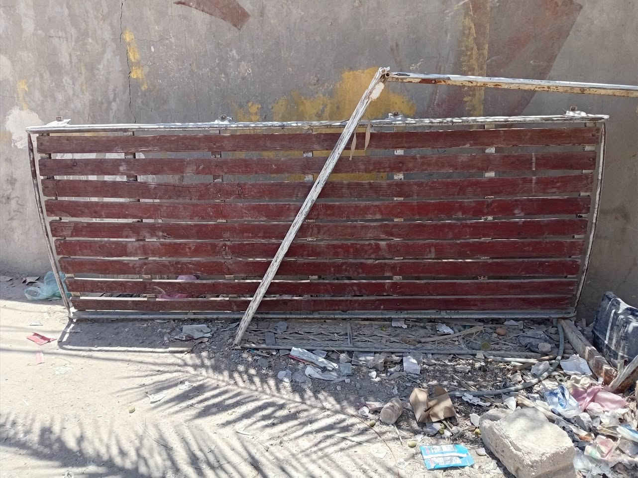 سوبايا للبيع 14 نظيفه مكانها عباسيه في النجف رقم السعر120 وابيها مجال الهاتف***********

