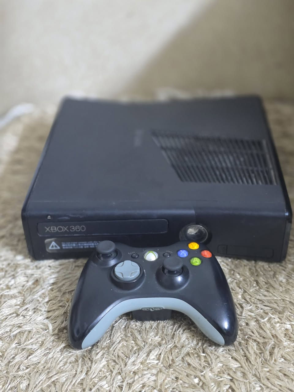 اكس بوكس 360 كلش نضيف ويا يده وحده ومحوله و HD  مابي عيب بيها العاب خير من الله وسعره 125 وبي مجال بسيط


**إذا كنت صاحب هذا الإعلان وتريد حذفه لأي سبب، رجاءا أرسل رسالة إلى الدعم الفني**