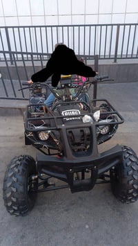 دراجة رباعية مميزة بملصق PUBG MOBILE، مناسبة للمغامرات والمناطق الوعرة...