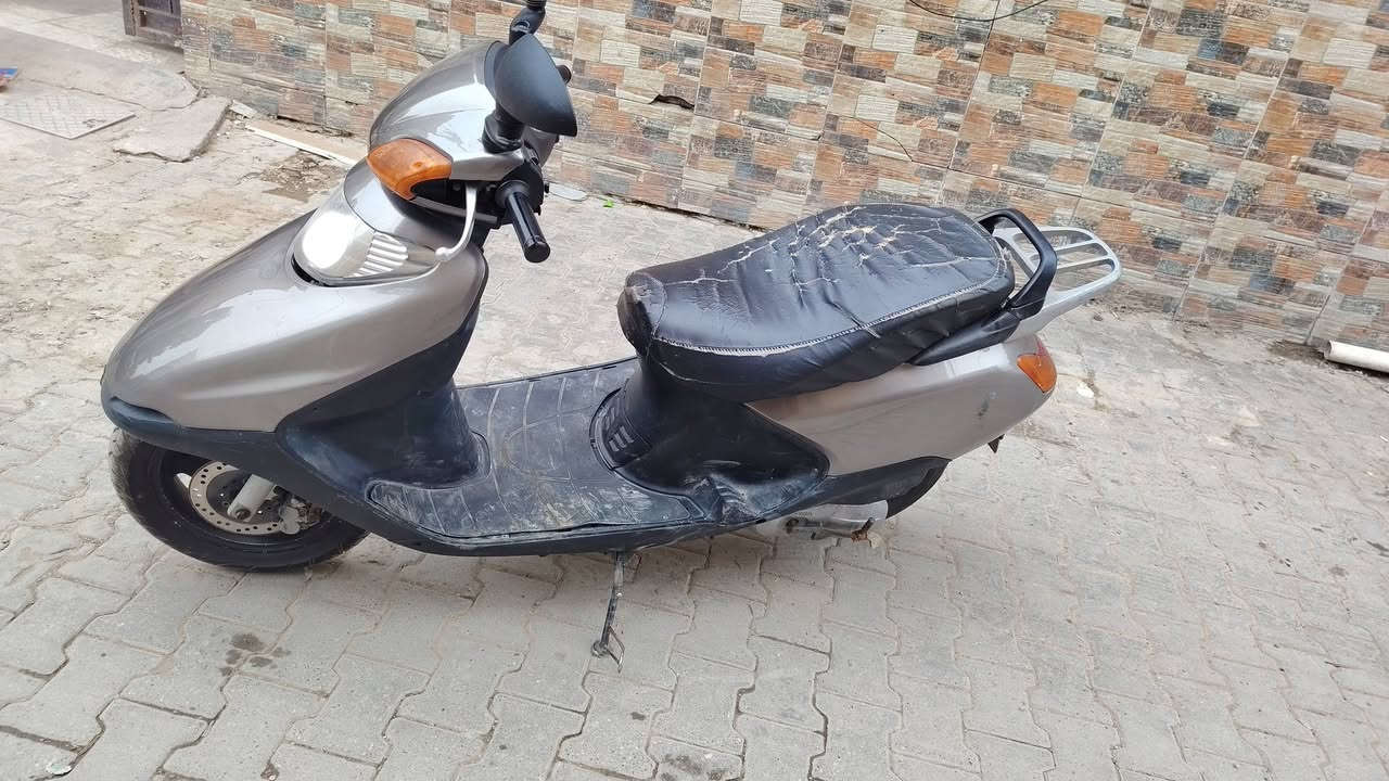 السلام عليكم سبيسي ياباني دراجة شغالة سلف هندر كهرباءيات السعر 300 مكان الدراجة بغداد الإسكان ***********
