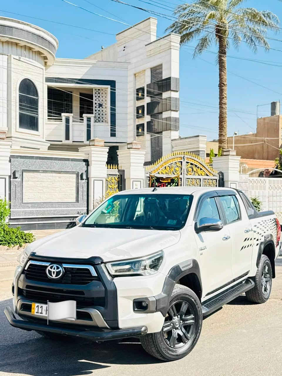 سلام عليكم تويوتا هايلوكس 2021 
السعر.     305 بيها مجال 

***********
كفاله عامه من جميع النواحي 
السياره ماشيه 77
TRD. ساز 
  فول موصفات 
 رقم بغداد بسمي تحويل مباشر السياره جديده على وضع الشركه 
ملاحضات السونار مرفق المنشور 
مكان السياره بغداد 
***********
