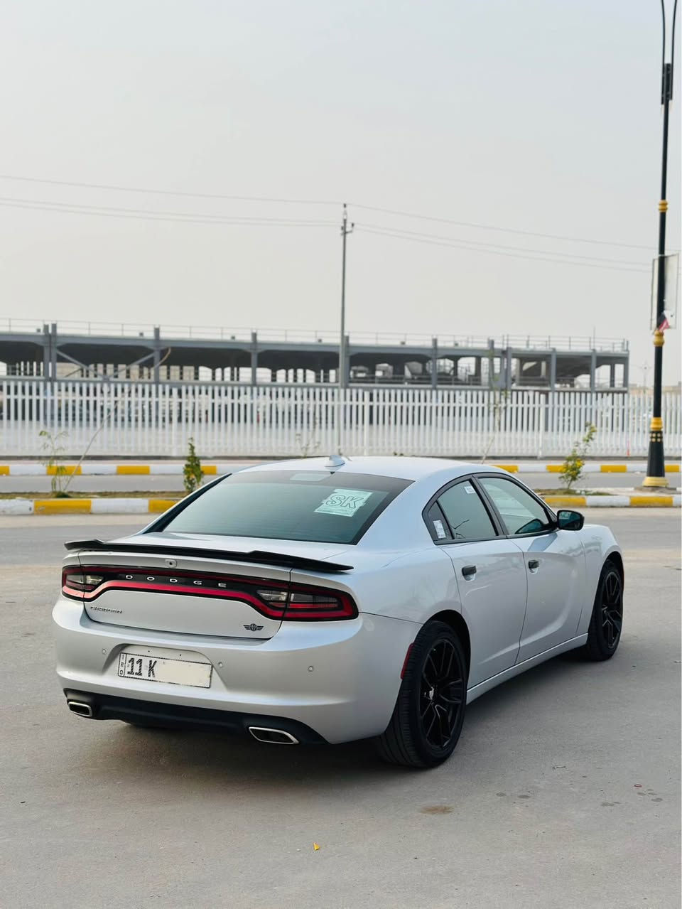 السلام عليكم جارجر 2023 اصل للبيع 
حادثها موضح بالصور بلا ايرباك بنيد نفسه صبغ وباب مبدل نفس اللون بامريكا 
ماشية 44الف
 
المواصفات 
محرك 3.6
شاشة كبيرة 
كشنات كهرباء
ويل حجم ٢٠
حساس خلفي 
تشغيل عن بعد
قطعتين تبريد 
جاهزة من كير ومحرك وتخم تاير جديد رقم بغداد باسمي 

للاستفسار الاتصال ع الرقم ***********

او على الخاص ناصرية, ذي قار
