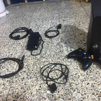 للبيع: Xbox 360 Slim S مهكر - باندل كامل جاهز للعب | بغداد الدورة حالة...