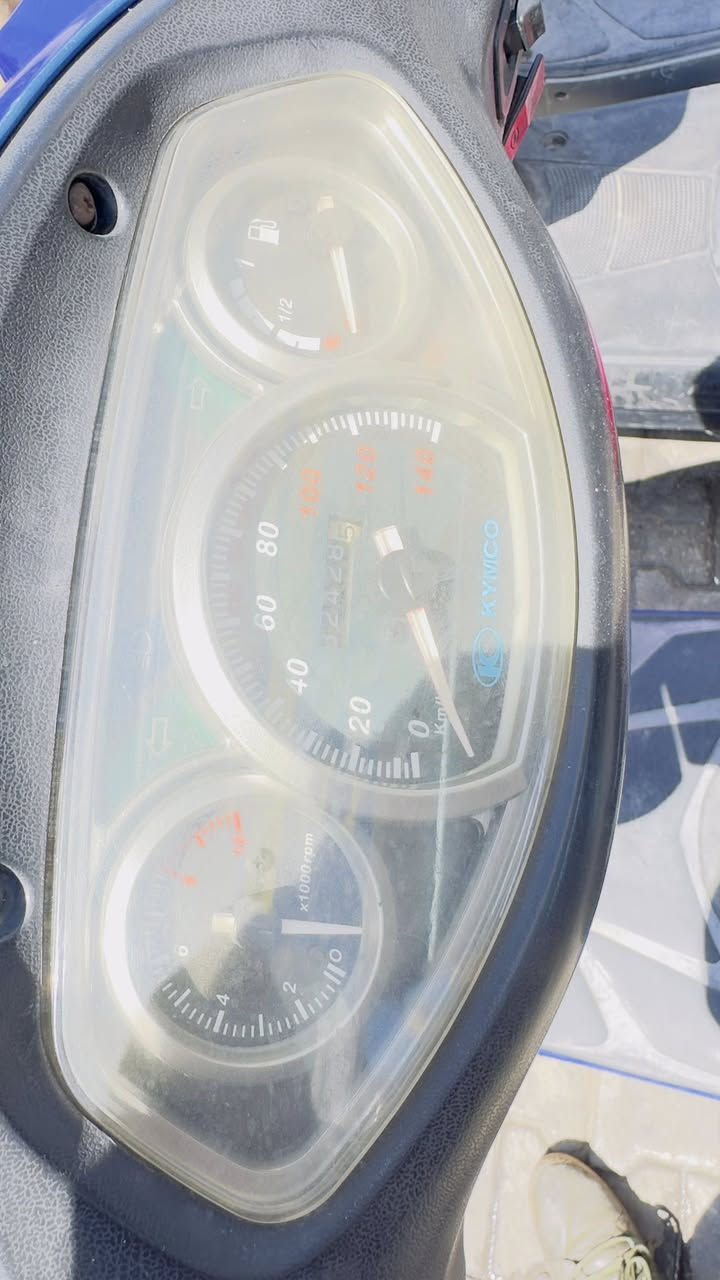 كامكو جي فور دراجه جاهزه سعره ٣٥٠ العنوان نجف حي العسكري قرب مطعم ابو عقيل اتصال ***********
