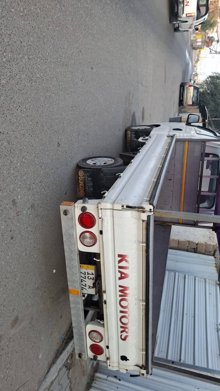 سياره حمل للبيع مكفوله ماكينه حداديه مكفوله تخب تايرات جده سنويه جديده بسمي السياره رقمها ميسان السياره والسعر 125 بيها مجال والعنوان البصره الجمهوريه ***********
