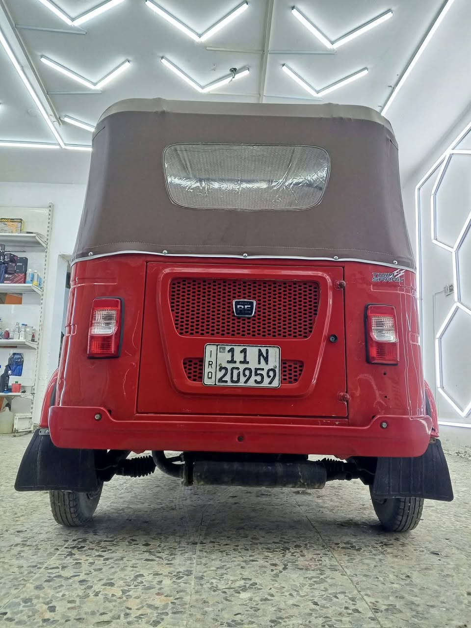 السلام عليكم تكتك للبيع 22 شهر10 مكفوله كفاله عامه مكاني بغداد زعفرانيه الشراي يتصل ***********
