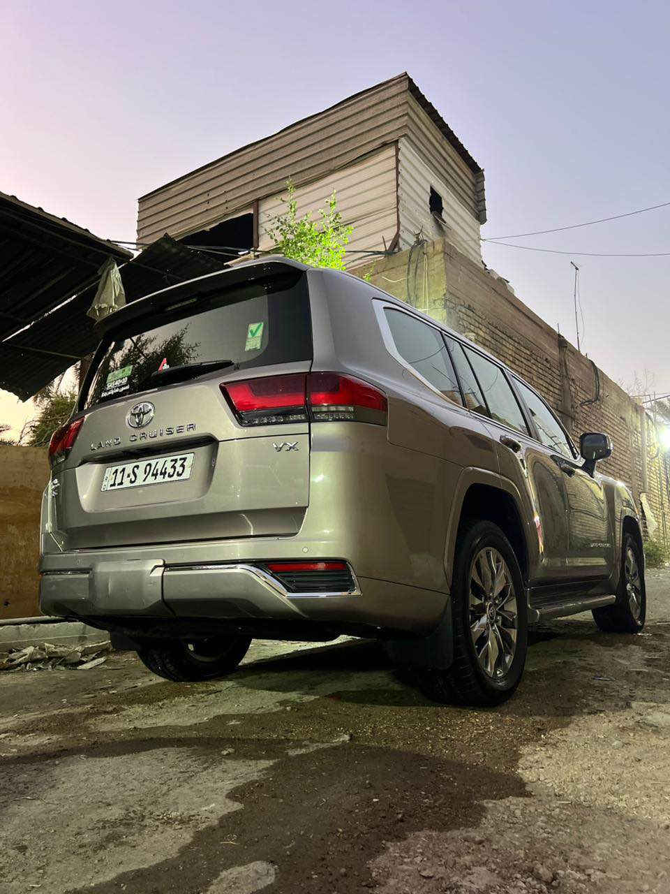 لاندكروز ٢٠٢٣ VX توربو وكالة ساز لون ذهبي مكفولة ماشية ٩٠ الف كيلو فول مواصفات
مكان السماوة 
بيع او مراوس 
*********** السماوا, المثنى
