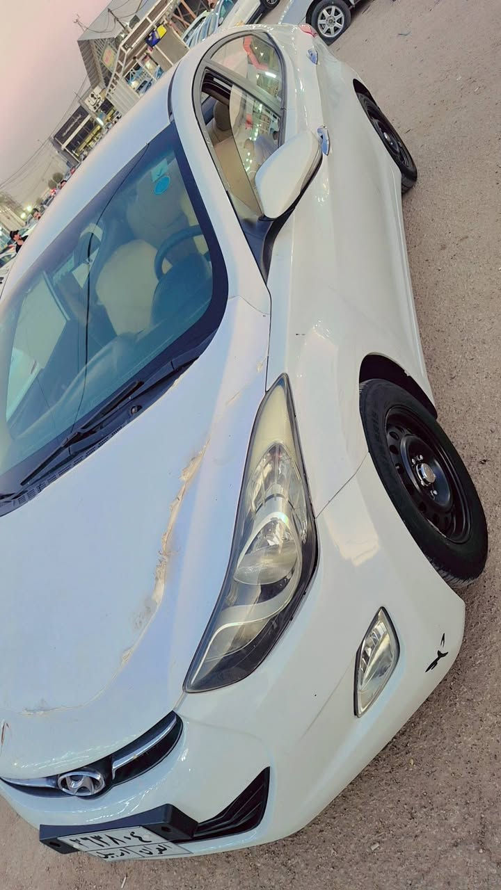 سلام عليكم النترا مضلع رقم أربيل بيها  جاملغ ايمن أمامي مبدل+ خشم البنيد 
+ باب خلف السايق بي صبغ  محرك ١٦٠٠  تبريد❄
السعر ((95)) بيها مجال قليل ***********
