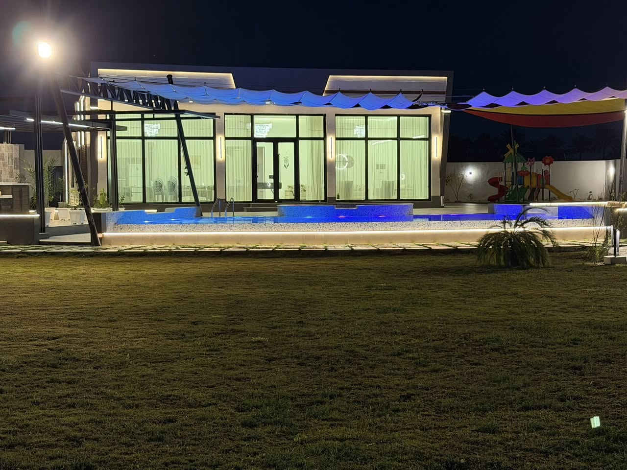 ⁨ ⁨ ⁨ ⁨ ⁨ ⁨ ⁨ ⁨ ⁨ ناز لاند - منتجع 🏖️🌴ترفيهي 🌴🏖️عائلي للايجار اليومي( للعوائل فقط) بغداد ابو غريب ***********⁩⁩⁩⁩⁩⁩

#مزرعة #منتجع #ترفية #مزارع_الايجار #بغداد⁩⁩⁩
