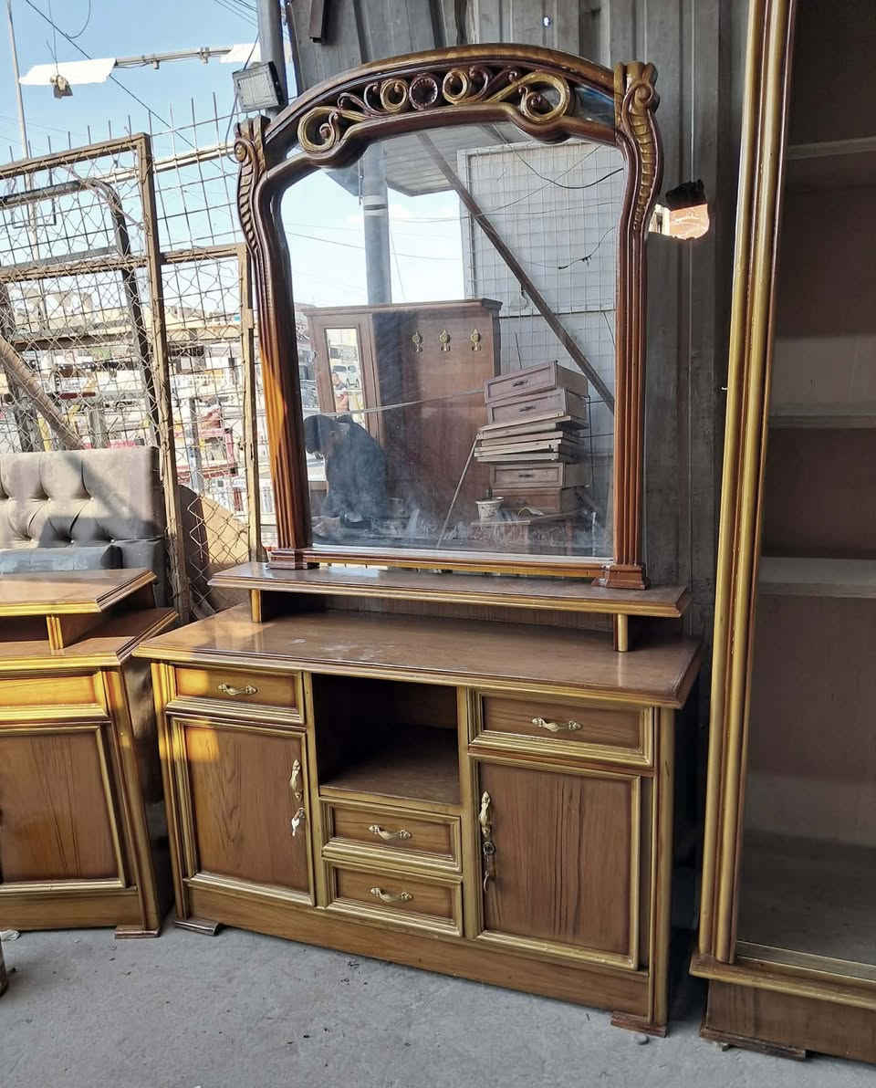 السلام عليكم
غرفة صاج تصميم تركي 
خشب داخل خارج 
السعر 900 وبيها مجال بسيط 
العنوان بغداد البياع


**إذا كنت صاحب هذا الإعلان وتريد حذفه لأي سبب، رجاءا أرسل رسالة إلى الدعم الفني**