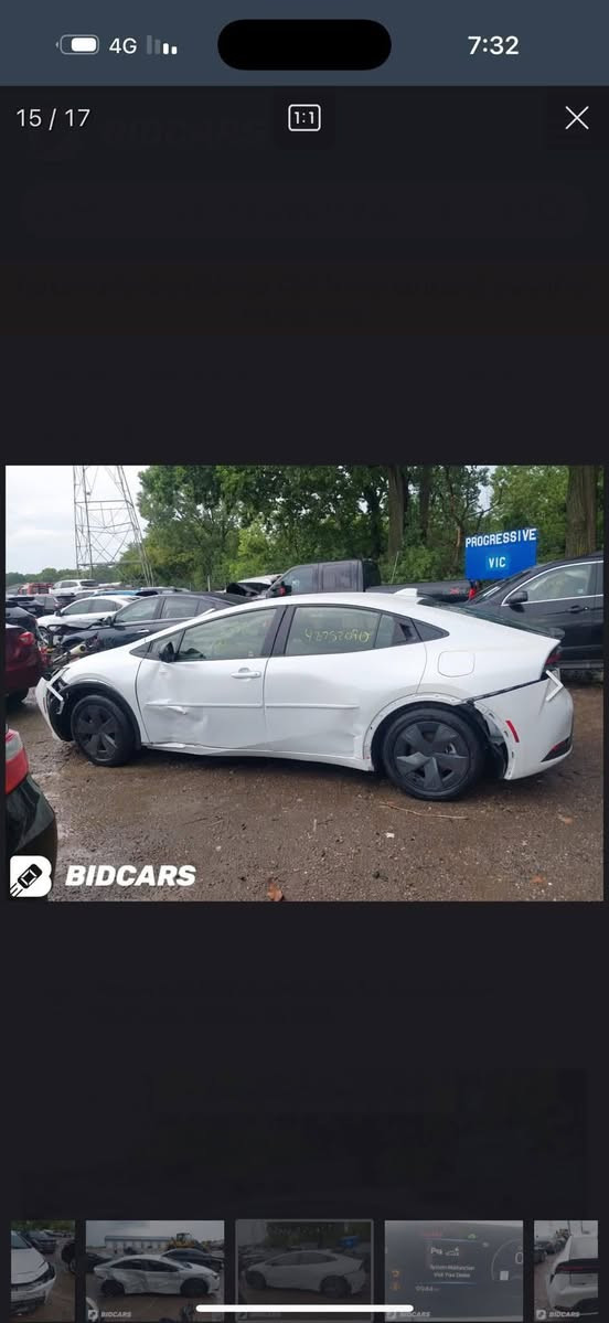 السلام عليكم 

بريوس 2024 LE
رقم بغداد باسمي 
صور الحادث مرفقه بالمنشور 

مواصفات:
حساسات امامي خلفي 
رادار 
تحديد مسار

"بدون ايرباك
"بدون دواخل
مكفوله لغد وشاصي 

تبديل باب خلفي صفحه اليمين 
وصبغ وتعديل باب الامامي اليمين والجاملغ الخلفي 
تعديل بارد باب السائق 

ماشيه 19 الف /كم 

السعر 150  وبيه مجال 

***********
