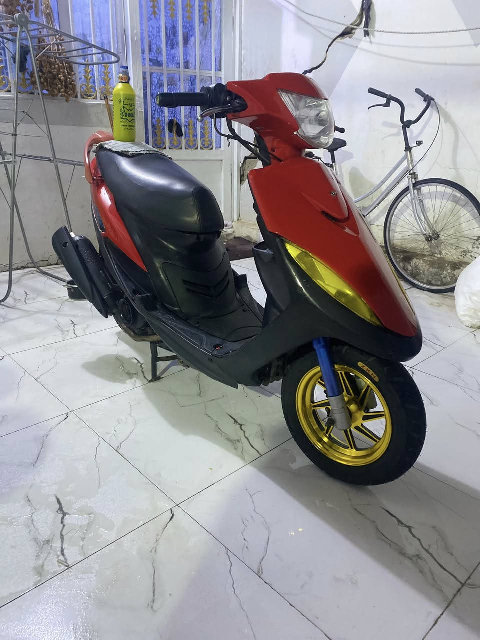 دراجه. فول نضافه.  ميكنه مفتوحه. رياضيه 55 كابريتر قفاز  دراجه نضيفه.  للستفسار انتصل. ***********
