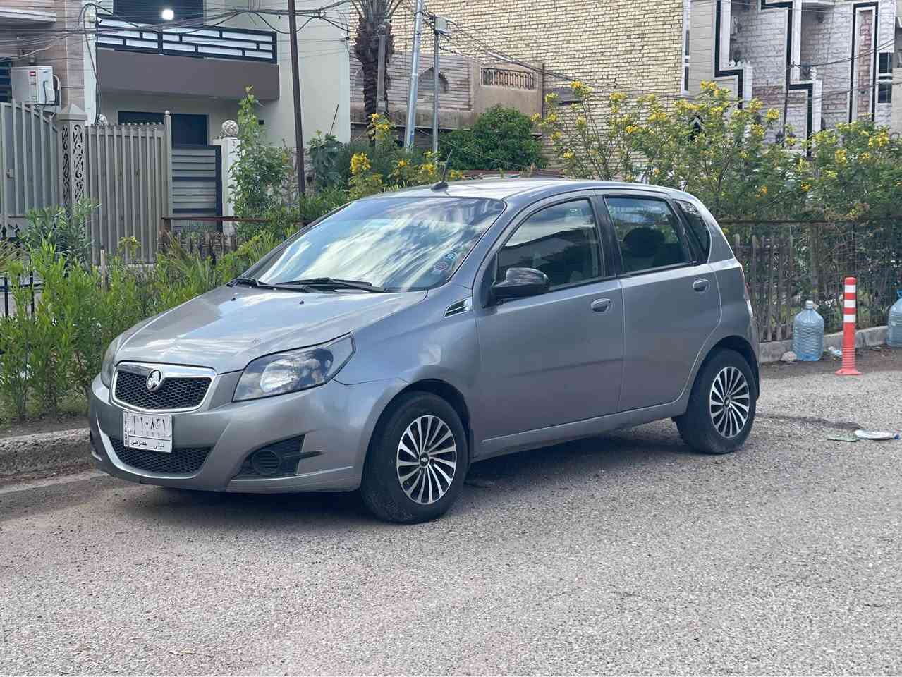 السلام عليكم للبيع شوفر ليت افيو

موديل 2010 سنويه بسمي

كير اوتماتيك جام كهرباء

محرك حجم 1600 

كهربائيات كلهه شغاله

حداديه اماميه خلفيه جديده

تخم تاير جديد مكينه وكير مكفولات

 السياره جاهزه بدون اي نقص

السعر 62$ورقه وبيهه مجال بسيط حك جيه

مكان السياره بغداد ظباط حي الجهاد

للاتصال *********** بغداد, العراق
