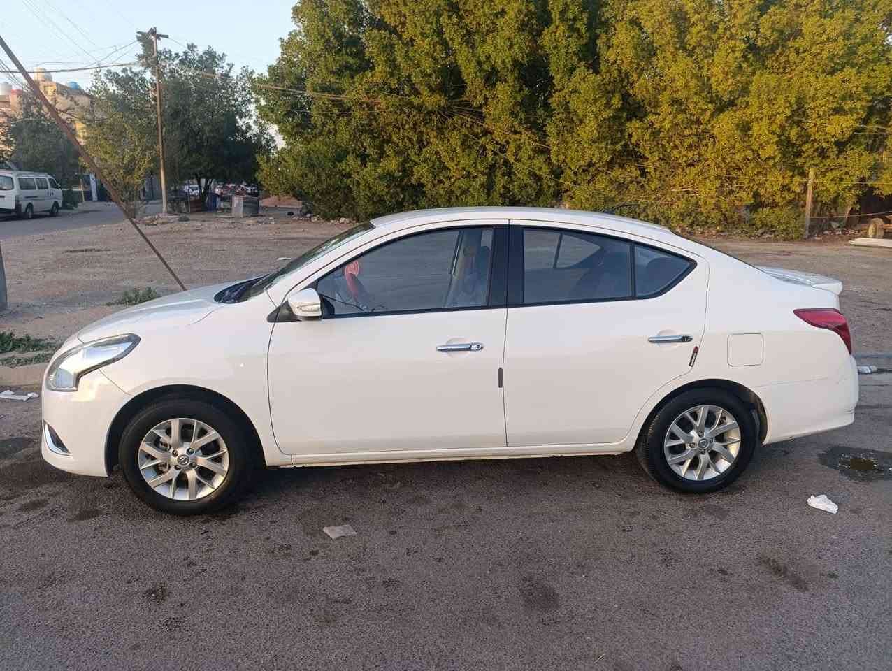 السلام عليكم 
من رخصة الادمن
مكلف بالنشر اخوان العنده استفسار يتصل على صاحبها
صني مصري رقم اربيل 
بيها قطعتين
اشاير بالمري
تبريد قطعتين
شاشه+كامره
تحكم استيرن
بدأت نيكل
اسبايدر
جام كهرباء
داخل رصاصي وبيجي
حساسات خلفيه
ويل 15
السعر 120
رقم صاحبها/ ***********
