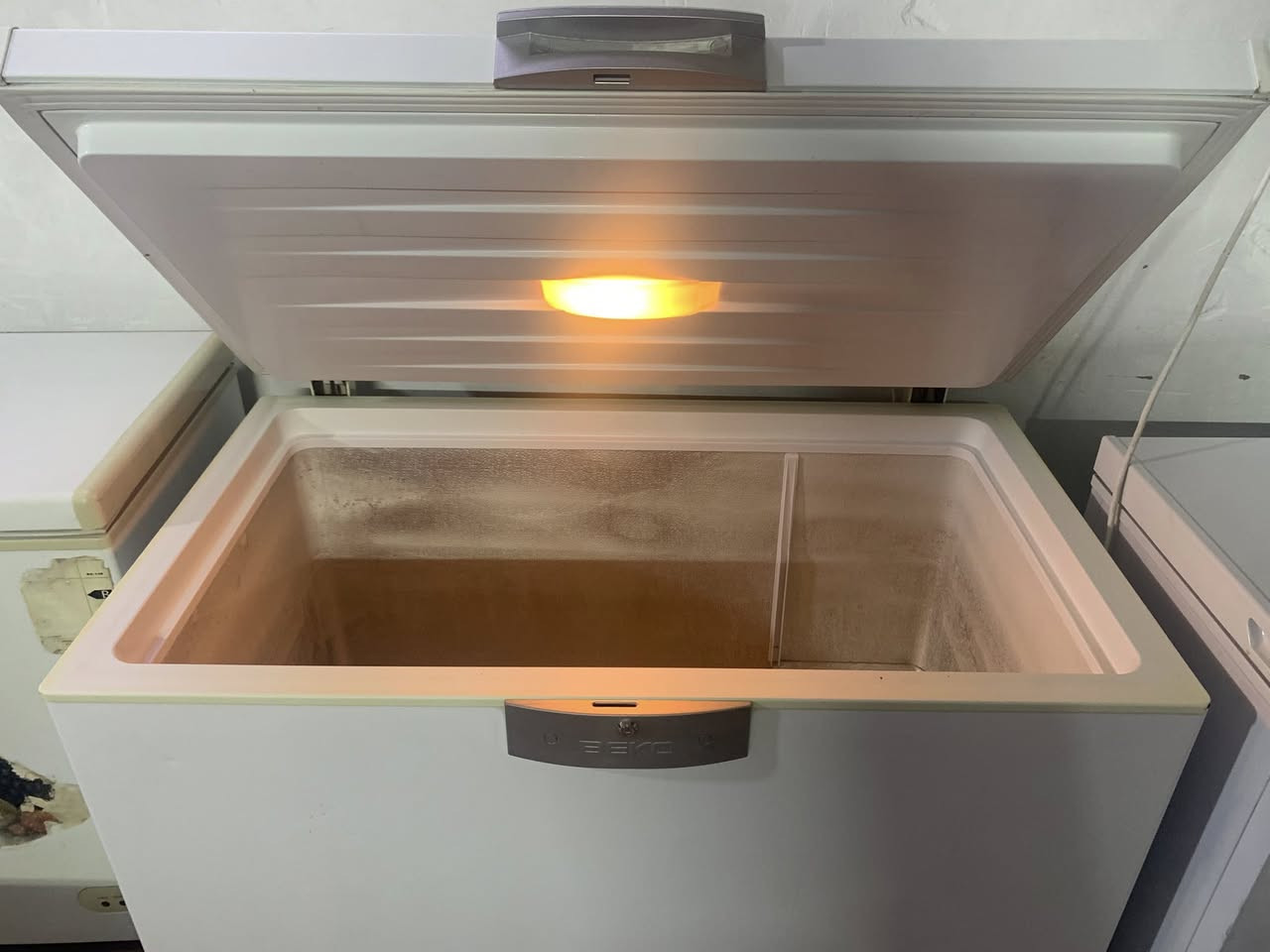 اللهم صلى على محمد وال محمد
((معرض الناي))

اثاث منزلي مستخدم حسب ما موظح فالصوره 

الاستفسار الاتصال ع الرقم ***********واتساب

أو مراسلة البريد الإلكتروني 
عنوان سرورى قرب من ماركة (هه رزان بازارى نوا)
يوجد توصيل
