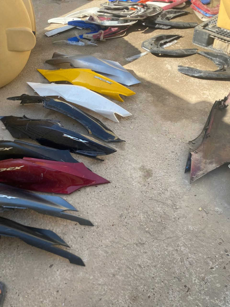 السلام عليكم غراض تفصيخ بي سي اكس فقط من جيل الأول  ثاني ثالث رابع مكاني بغداد حي اور ***********
