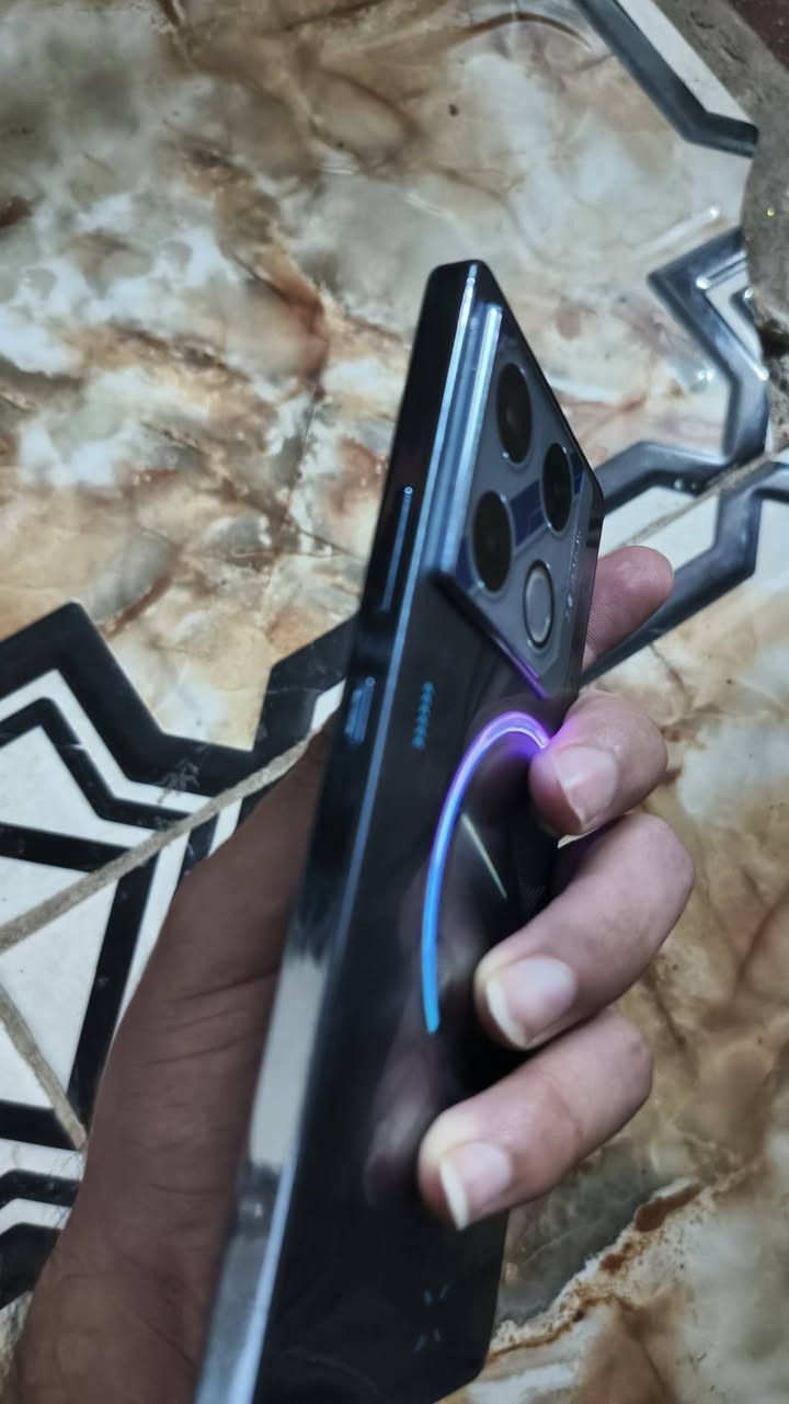 سلام عليكم جهاز انفكس جديتي 20برو الغني عن تعريف جهاز جدييد ومرتب بي فطر بشاشه من جوه وحته موكلش مبين قيم وخذ مكاني نجف العسكري مدارس


**إذا كنت صاحب هذا الإعلان وتريد حذفه لأي سبب، رجاءا أرسل رسالة إلى الدعم الفني**