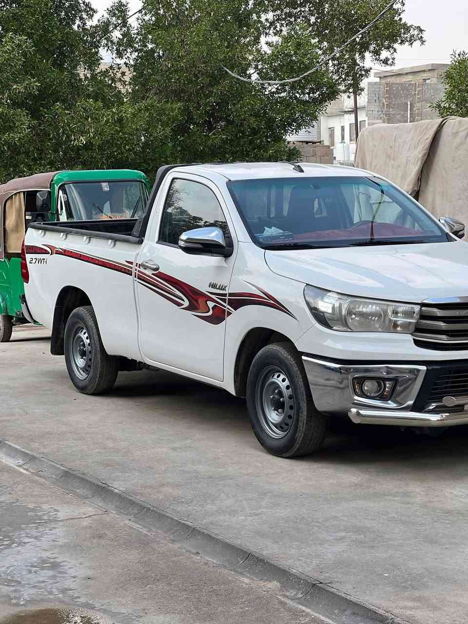 ‏سلام عليكم سيارة للبيع فلاونزه ￼ تك￼ قمارة مكفولة كفالة عامة من محرك كير ￼ شاصي تخم تاير تدفئه تبريد ￼ سيارة مشروع وطني رقم بصره موديل 2016￼￼ رقم الهاتف (￼ 4 0772582000￼)
