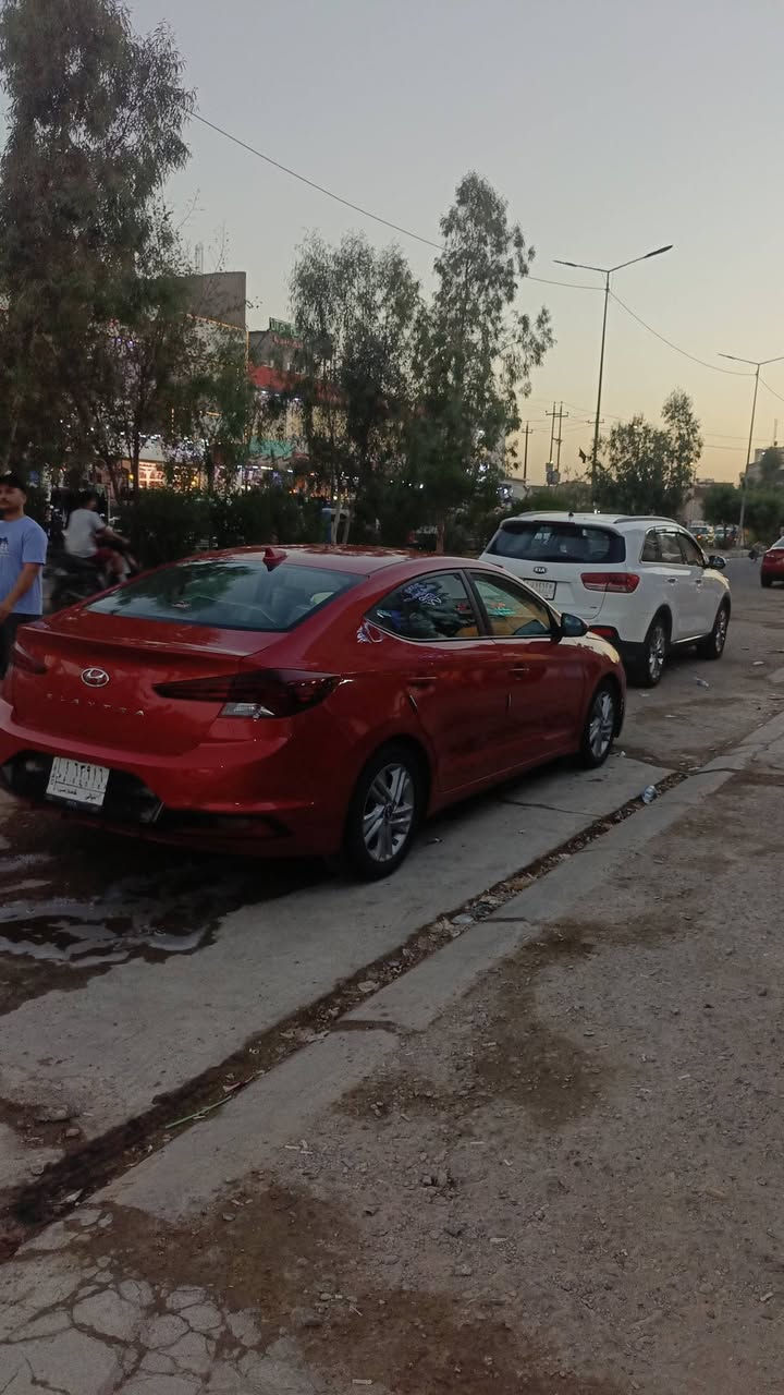 السلام عليكم هونداي النترا 2020
هونداي النترا 2020 
وارد امريكــي محــرك 2.0  دوش  مواصفات Value  Edition  الفئة الثالثة لون دم الغزال  شاشة اعطال تحديد مسار نقطة عمياء حساس تنبيه 3 وظعيات قيادة (normal,sport,smart) تحكم ستيرن  عدادات وتحكم بالحساسات  شاشة كار بلي سيارة  مفولة مواصفات عدا الفتحة والبصمة اهواي مواصفات بعد .
رقم ديـالـى ، محرك وكير بشرط ،ظرر جامرلغ وبنيد  سونار مرفق بالمنشور ،  حدادية صدر تايرات كلة جديد ، تبريد تدفئة  فول  سيارة ما متعوبة وما مشتعلة تكسي ماشية 94 الف حقيقي   سيارة كلش حلوة بالواقع احلة من الصور مكان السيارة ديالى بعقوبة  لل إستفسار :
***********
***********
