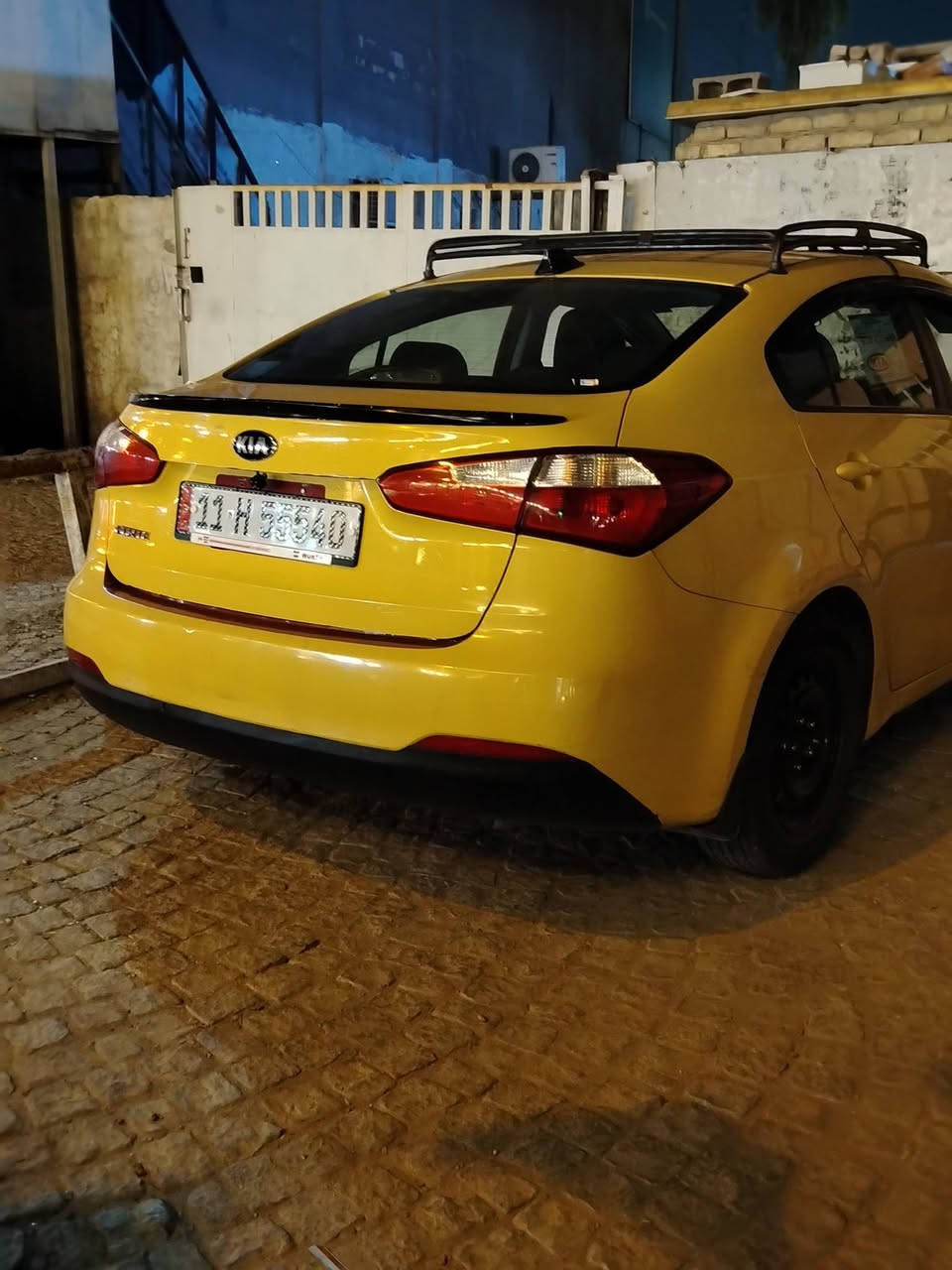 متاح فورتي  2015 السياره جاهزه ونظيفه رقم بغداد
السياره معروضه 100 وبيها مجال بسيط المكان بغداد الكرادة  ساحة االاندلس مقابل مستشفى الجراح الاهلي اتصال *********** غير متواجد على الفيس اتصال فقط
