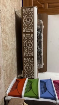 ميز بلازما • للبيع