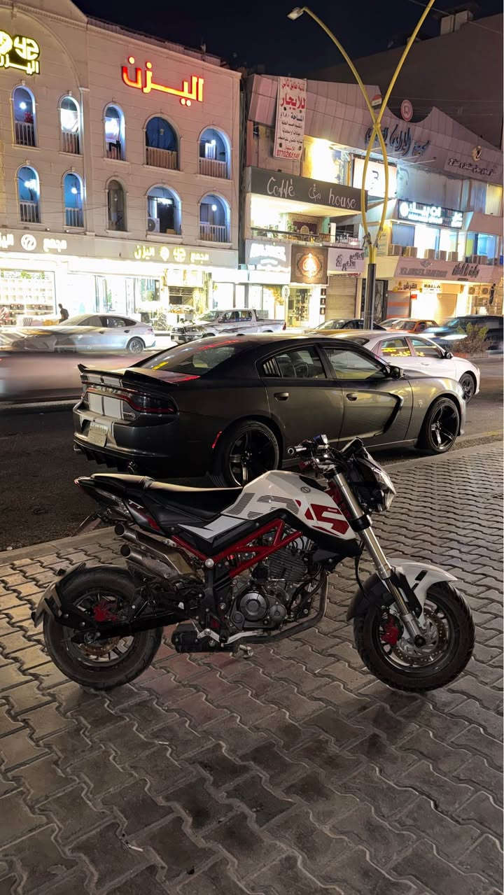 بمليون و850 قفل للاخير
 الدراجه رقم سنويه باسمي تحويل ثاني يوم

*********** بغداد, العراق
