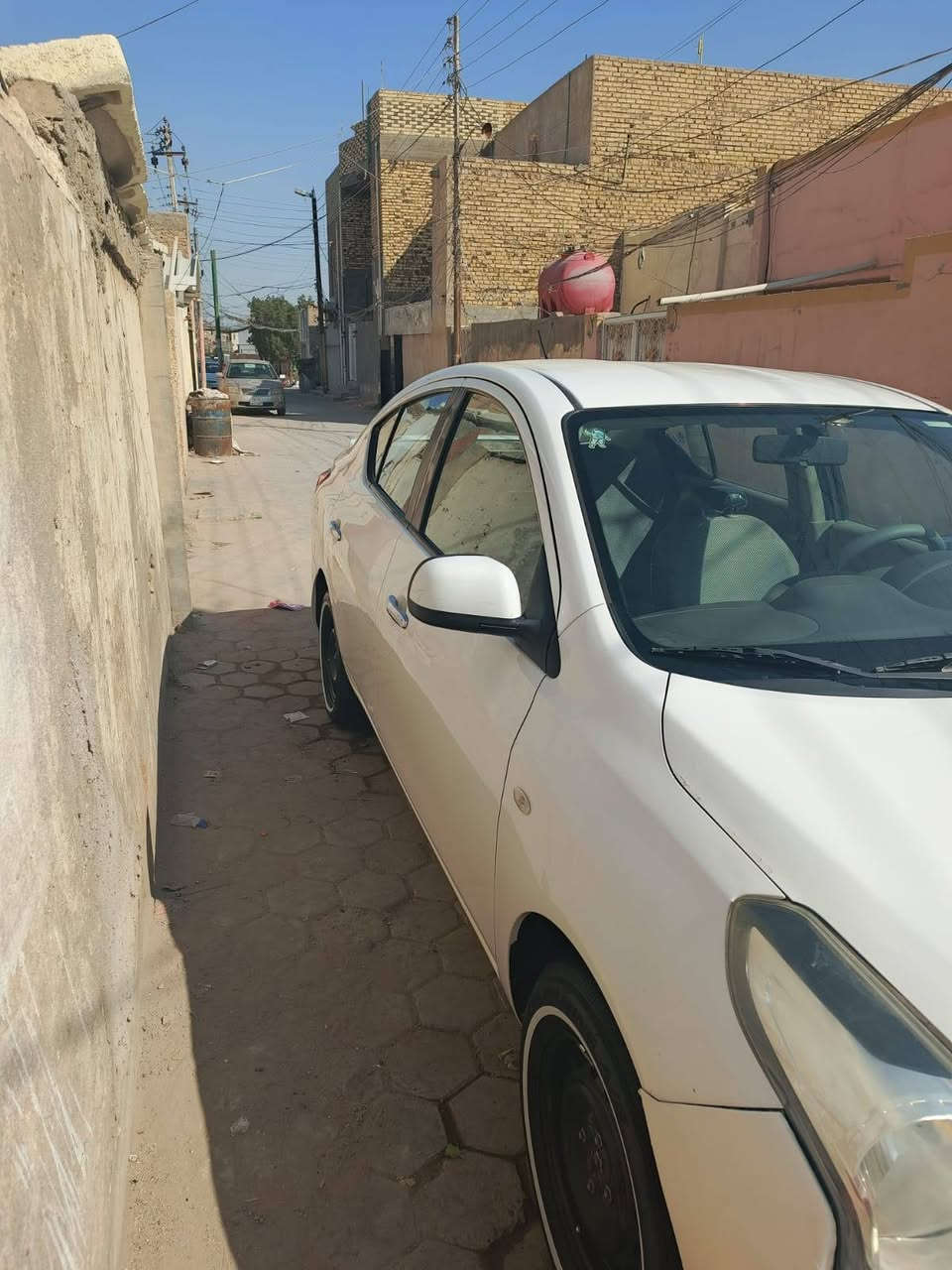 سلام عليكم نيسان مديل ٢٠
حداديه ستوني مسويها سياره
مكفوله تايير جديد تبريد شغال
سياره نضيفه خير من الله
المكان نجف
***********
     السعر ٩٨ وبيها مجال
