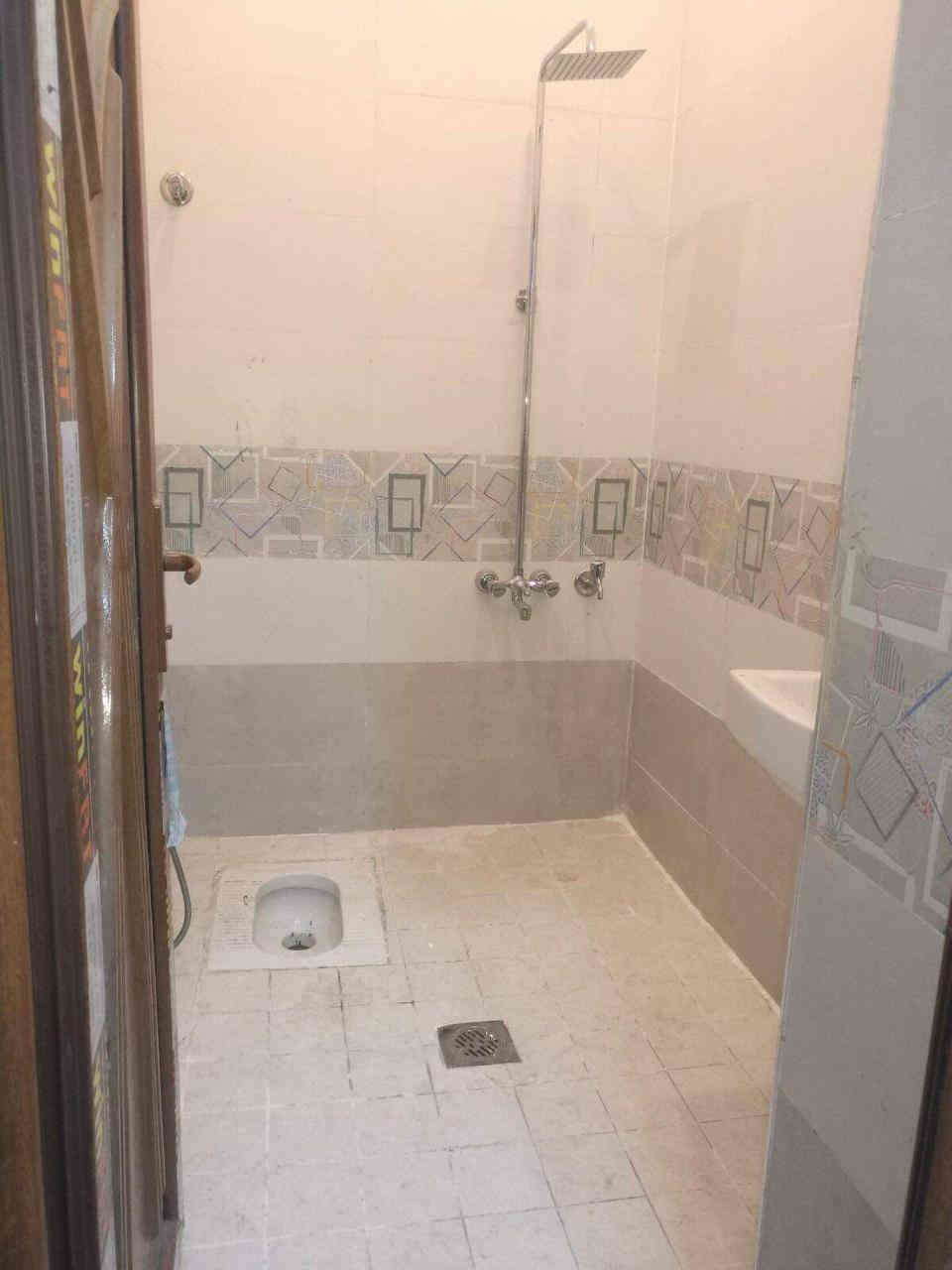 متوفر شقق للايجار
طابق ارضي
طابق 1
 عنوان اعظميه  شارع راغبه خاتون شارع العدد
***********
اسعار مناسبه
