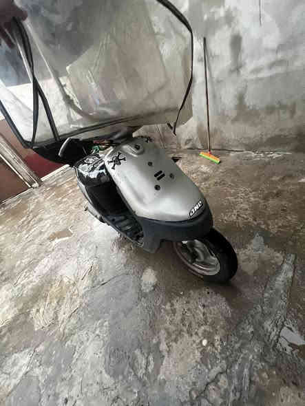 ماطور بزون  للبيع مكينه مامفتوحه نضيف سعر 290 وبي مجال للشراي  ***********
