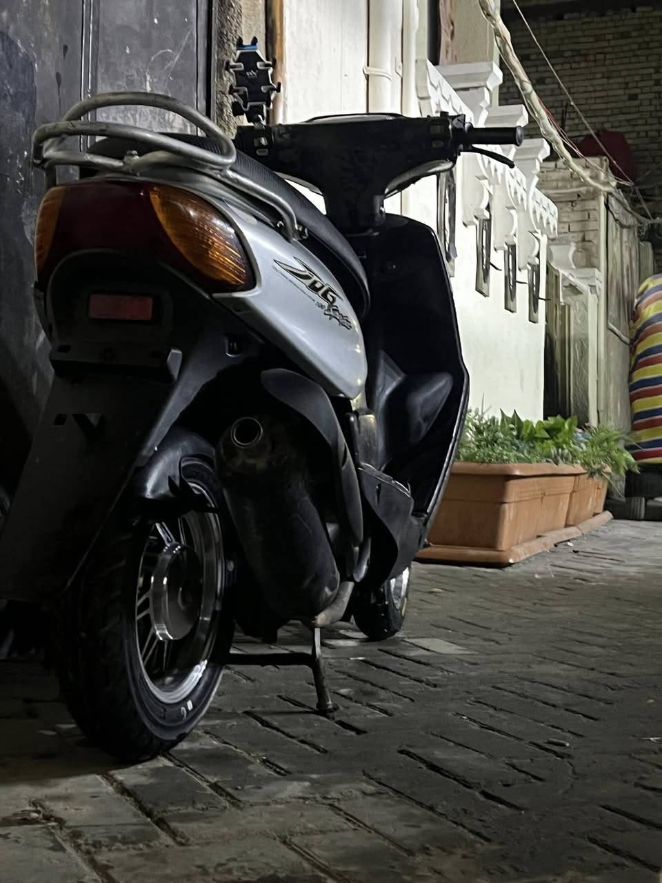 سلام عليكم ماكس قجمه مجفته مكينه حلوه صالنصه بلادي للمراوس مع بوليس او ثعلب اتصال عل الرقم ***********
