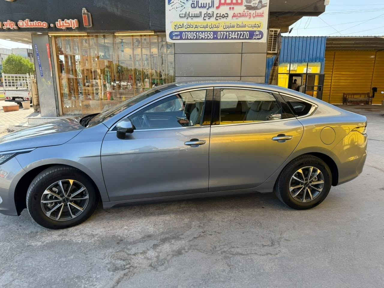 من رخصة الادمن؟!!
بي واي دي دستروير 2025
مواصفات الدستروير معروفه 
بيها هاي الطختين مثل ماوضح بالصور
السياره ماشيه 17 الكلي 
سياره نظيفة جدا 
السعر 18750 وبيها مجال 
للاستفسار ***********

