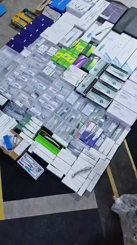 أجهزة اسنان 155 قطعه
مزاد ليوم غد ساعه 6 م
@إشارة


**إذا كنت صاحب هذا الإعلان وتريد حذفه لأي سبب، رجاءا أرسل رسالة إلى الدعم الفني**