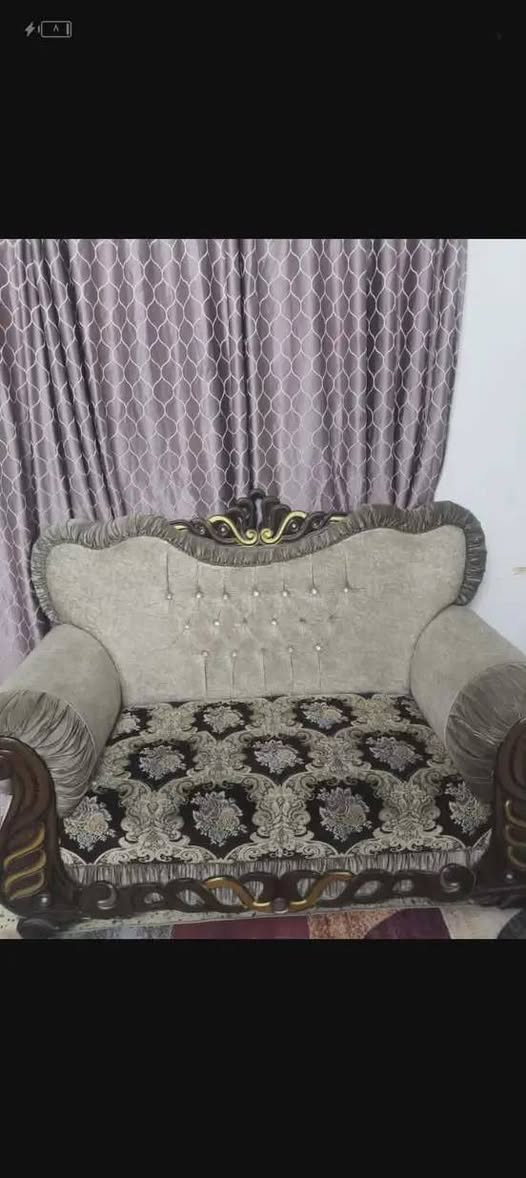 تخم عشر مقاعد  نضيف كلش تزكام ثقيل  مكان بغداد للاستفسار راسلو واتساب ***********
