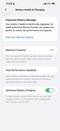 ايفون 13بروماكس للبيع بطارية ٧٩ بلادية   وووتر بروف ما مفتوح ولا مصلح ...