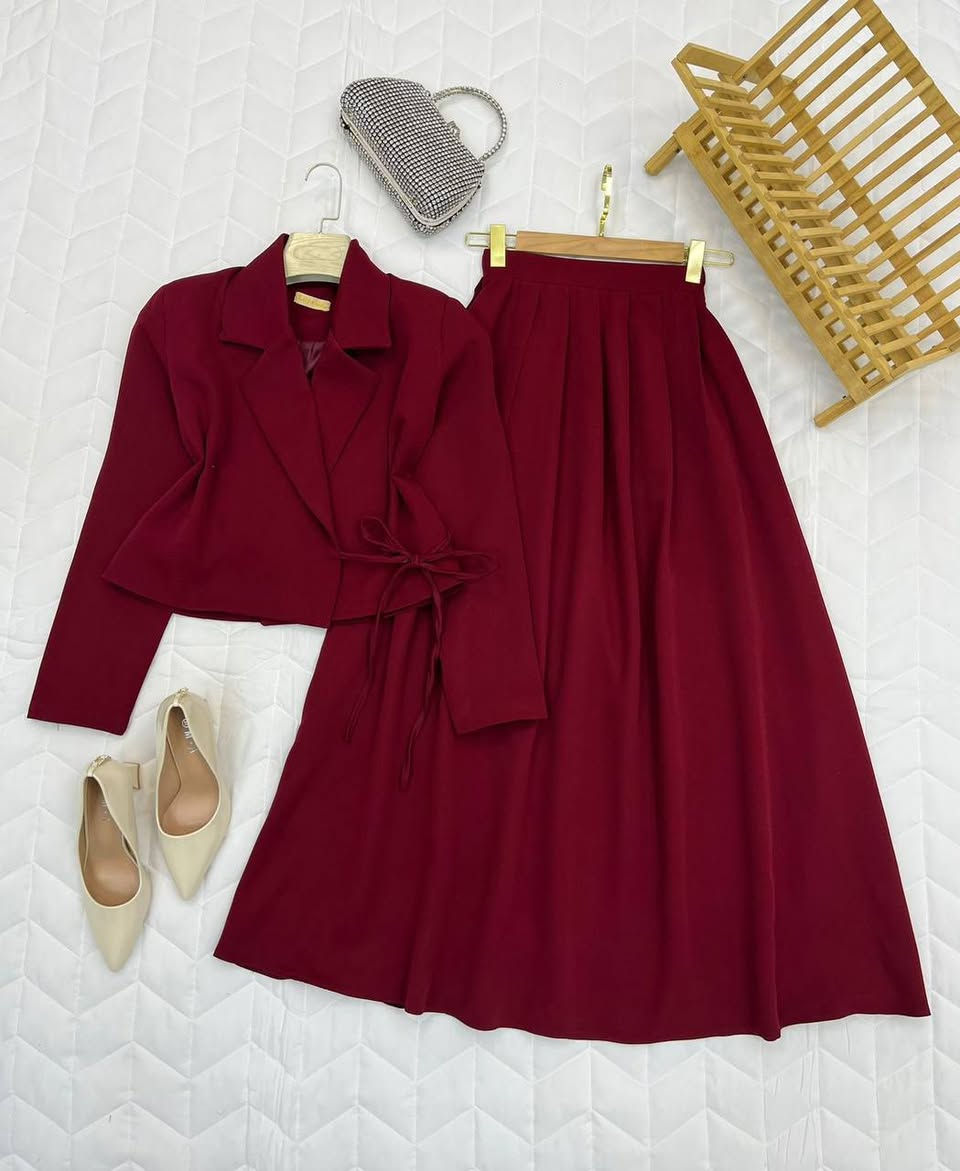 سترة مع تنورة❤‍🩹
السعر 40 الف فقط
خامة هوريم دابل تركي
38-40-42-44-46-48
خدمة توصيل جميع محافظات العراق 
اطلب الان مراسلة الصفحه 
#تم #متابعه #اكسبلور #توصيل


**إذا كنت صاحب هذا الإعلان وتريد حذفه لأي سبب، رجاءا أرسل رسالة إلى الدعم الفني**