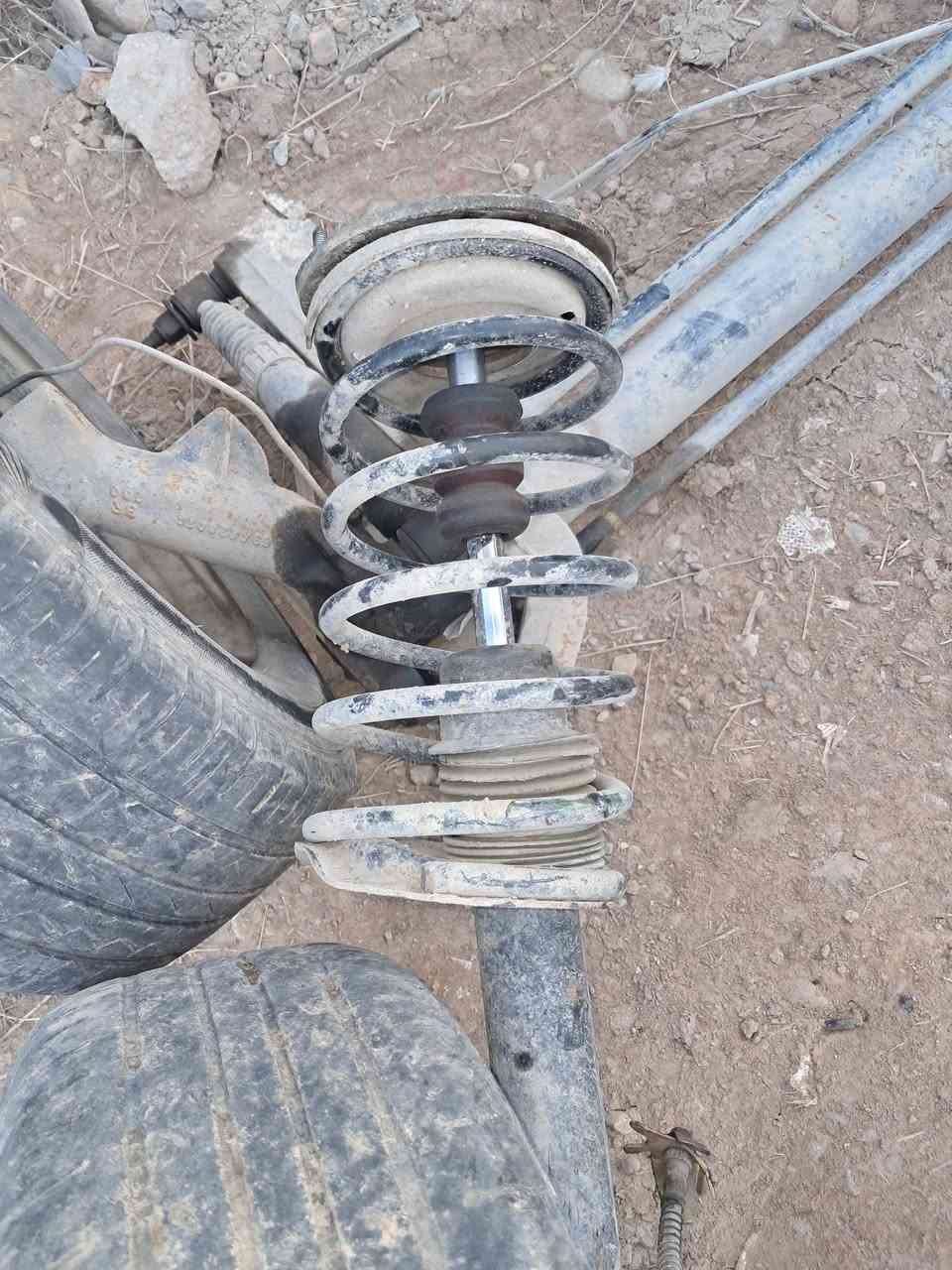 غراض سمند تفصيخ وعندي راديتر ماءوتبريد وجامة خلفية وجام ابواب ***********
