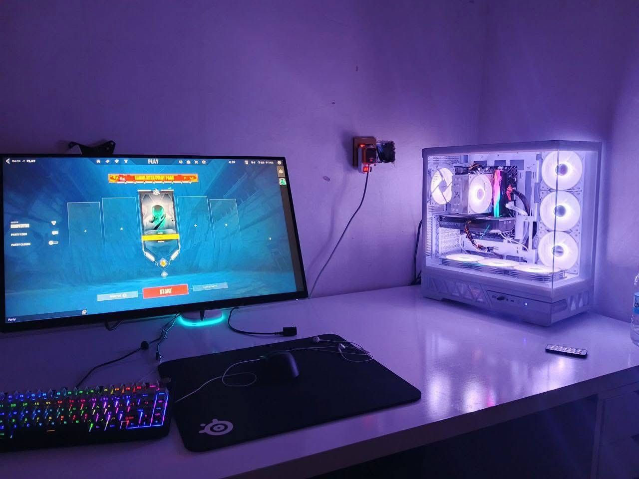 تجميعة للبيع

مواصفاتها 

المعالج (CPU): Intel Core i5-14400F

اللوحة الأم (Motherboard): ASUS PRIME H610MK D4

الرام (RAM): 16GB 3600MHz T-Force RGB

كرت الشاشة (GPU): ZOTAC RTX 5060 Ti Twin 16GB

التخزين: M.2 NVMe سعة 1TB من AGI بسرعة 4700MB/s (Gen4)

مبرد المعالج: DeepCool AG400 RGB

مزود الطاقة (PSU): Antec 750W

الكيس ما اعرف اسمه بس مثل متشوف بالصور

و مواصفات الشاشة 

2k ips 180hz 27-inch,

اسمها الكامل

 MSI MAG 275QF 27-inch 2K Gaming Monitor, 2560 x 1440 (UHD), 0.5ms Response Time, 

ما ابيع قطع ابيعها كامله هي والشاشة فقط.

كل الكراتين موجودة مصار 5 اشهر من اخذتهه

السعر مليونين وبيهه مجال
***********
