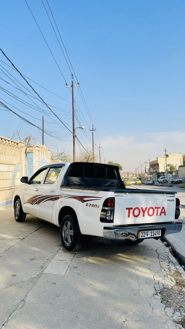 السلام عليكم سعر مناسب جدآ 175 تويوتا هايلوكس بيكم 2013 
شركة جيهان ماشية 166 الف حقيقي محرك مامفتوح شرط كير عادي رقم اربيل سنوية وهزة وارقام كلها جديدة قطعتين صبغ  للأستفسار *********** 
***********
