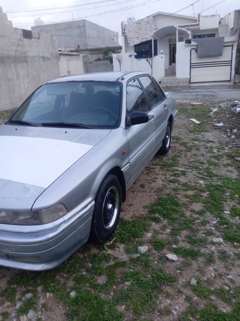 گڵاندمۆدیل 1991 ئاڕم پلاستیک مەکینە 63یەک پارچەی بۆیاغ نمونەلەجوانی گێرومەکینەی بەشەرت دەعم ولێدرانی نیە  جام کارەبایە تەبریدە سعری 31ومجال ناونیشان ڕانیە حاجیاوا *********** رانية, السليمانية
